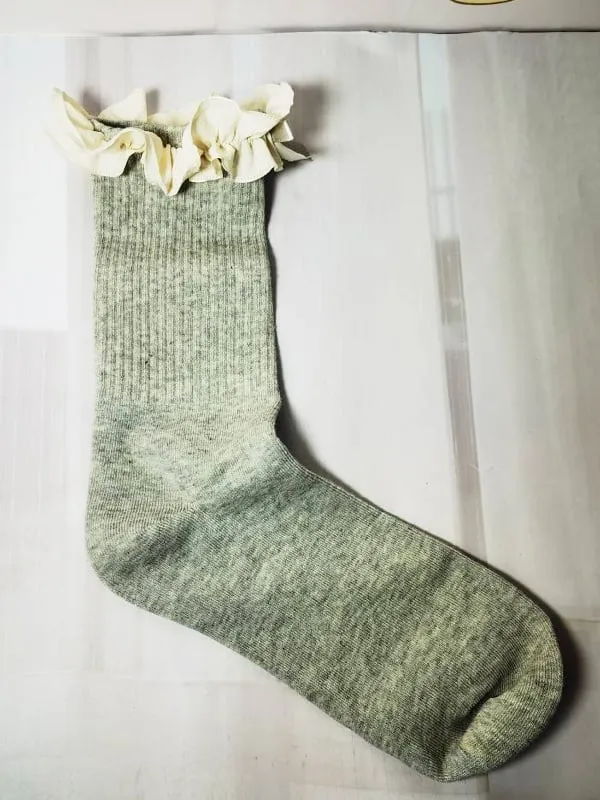 Black Sweet Bowknot Ruffled Cuff Calf Socks