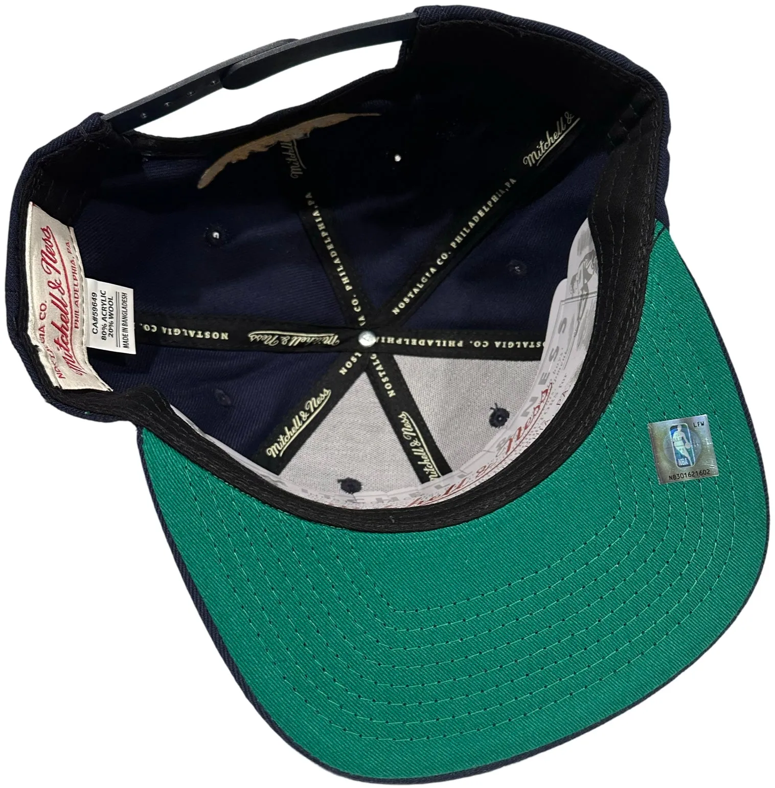 *Golden State Warriors* (Navy) snapback hats by Mitchell & Ness