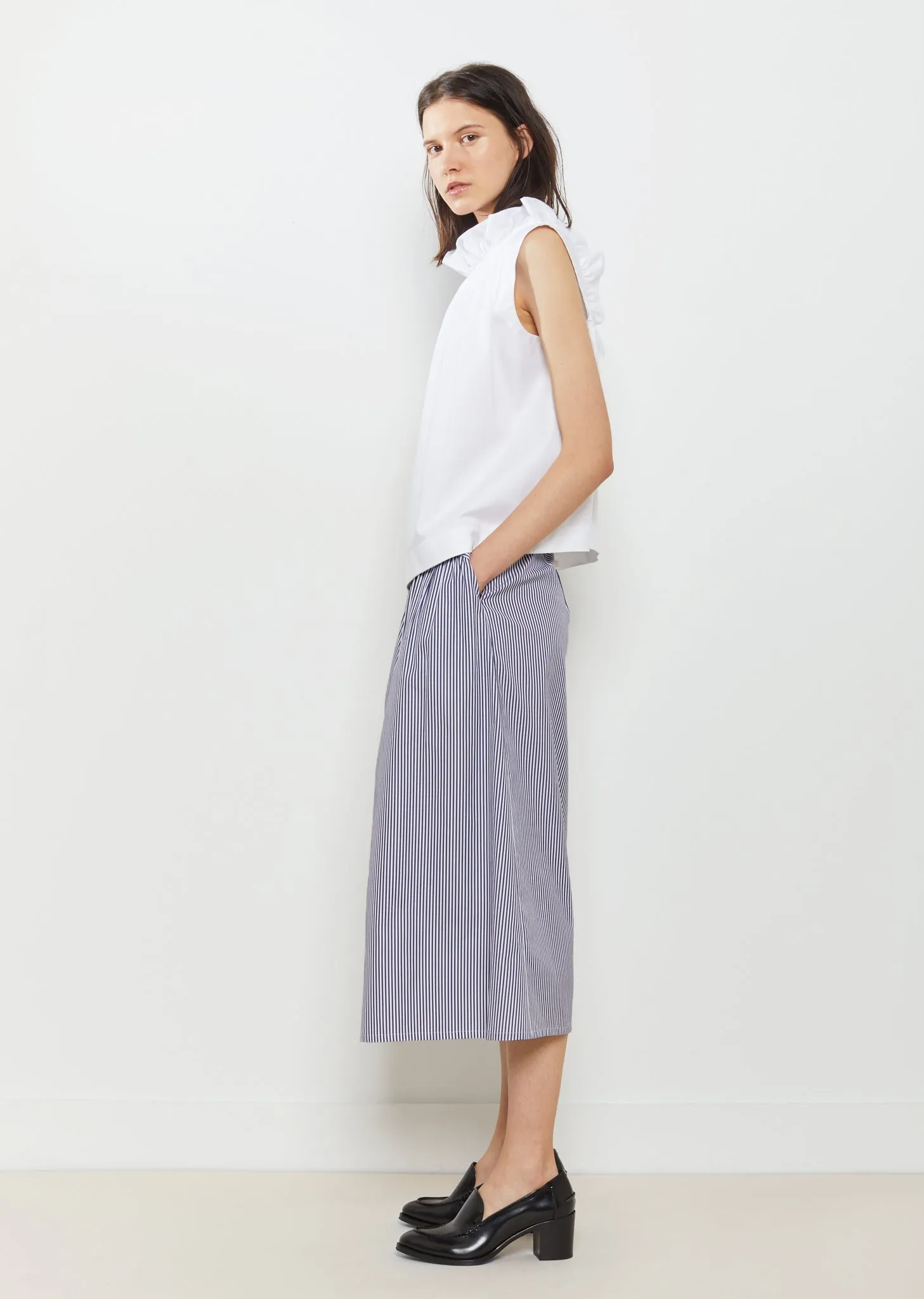 Mardi Ruffled Neck Sleeveless Blouse