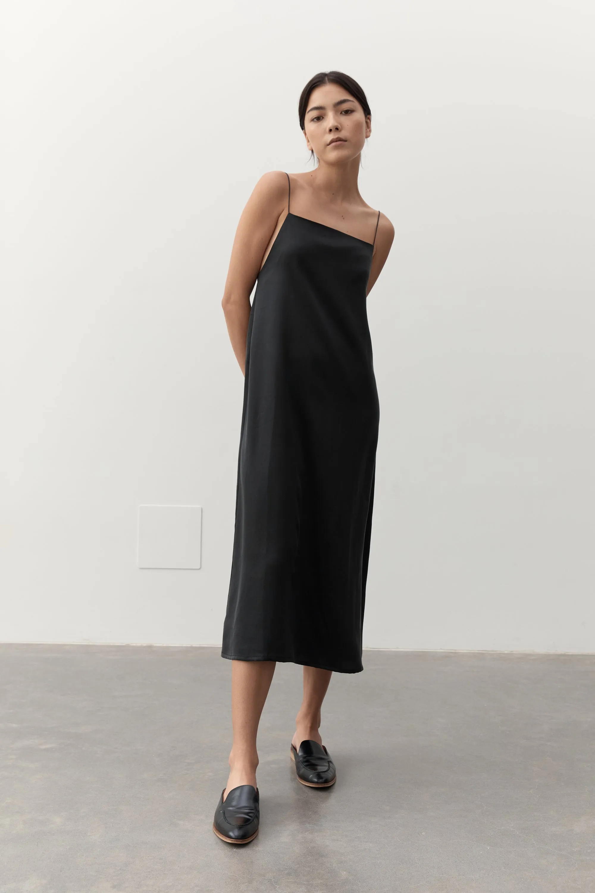 PENELOPE SILK DRESS- BLACK